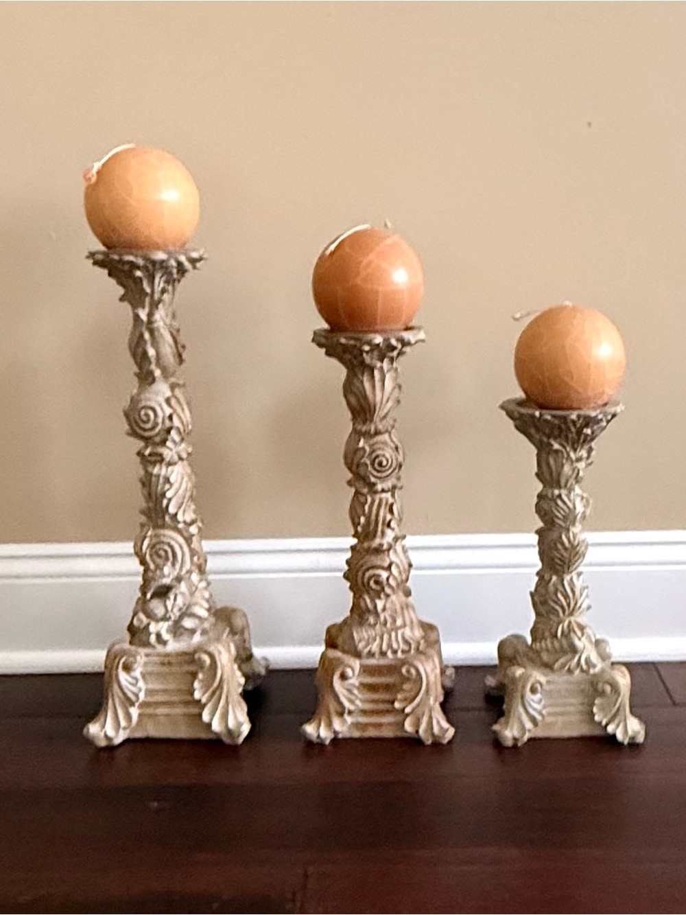 Decorative Ornate Candle Holders Set - cream Finish with candles